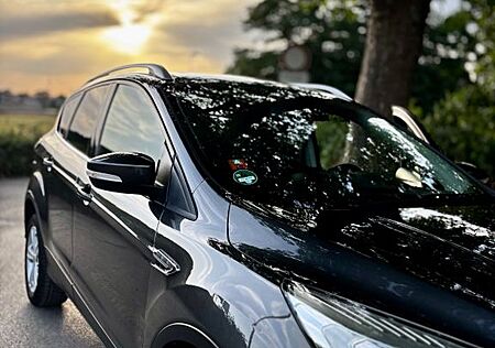 Ford Kuga 2,0 TDCi 4x2 110kW Titanium Titanium