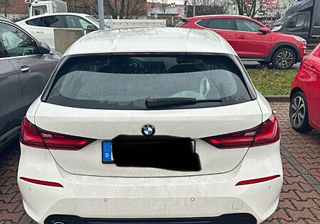 BMW 118i Sport Line Sport Line