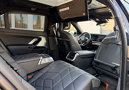 BMW 750 e xDrive M Sport Pro/Fond Enter/UPE180.000€