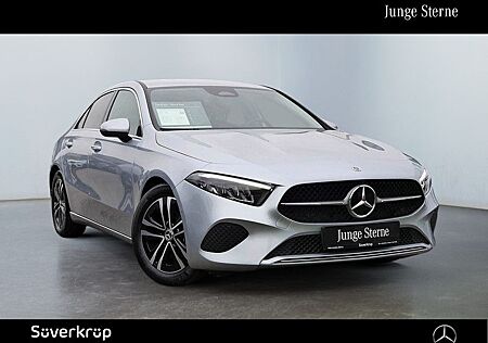 Mercedes-Benz A 200 d , PROGRESSIVE AHK KAMERA SPUR PDC SHZ