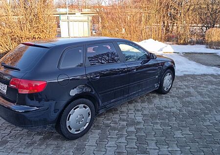 Audi A3 2.0 FSI S line Sportpaket plus Sportback ...