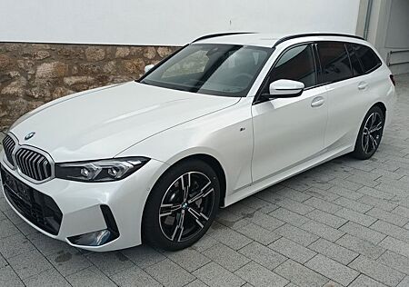 BMW 330i M Sport xDrive Touring AHK HiFi Ambiente