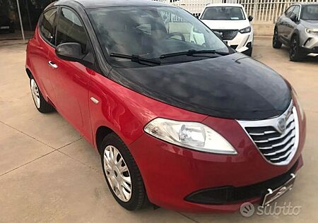 Lancia Ypsilon 1.2 Black & Red Edition Start&Stopp.....