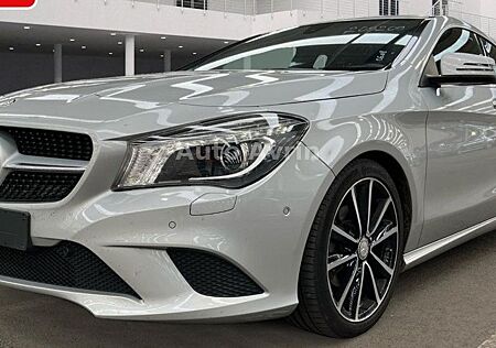 Mercedes-Benz CLA 180 -XENON-NAVI-PDC-LEDER-2.HAND