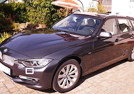 BMW 320i Touring Modern Line Modern Line