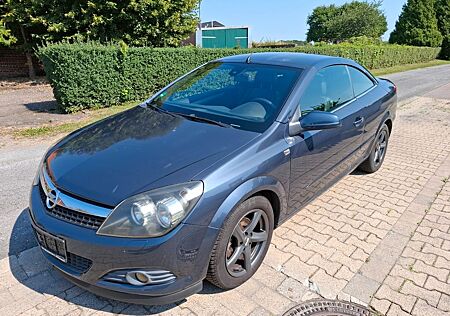Opel Astra 1.6 TWINPORT Edition Edition