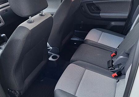 Skoda Roomster 1.4l MPI Family Family