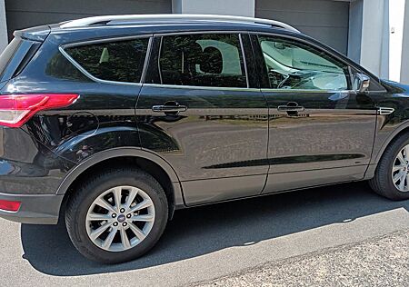 Ford Kuga 2,0 TDCi 2x4 110kW Titanium Titanium
