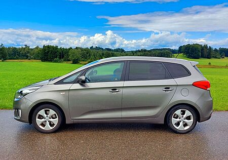 Kia Carens 1.7 CRDi