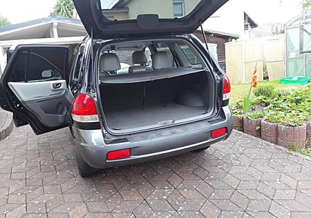 Hyundai Santa Fe 2.4 GLS (4WD) GLS