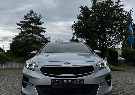 Kia XCeed 1.6 CRDi 48V DCT Vision Vision