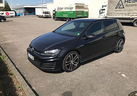 VW Golf Volkswagen 2.0 TDI BMT GTD GTD