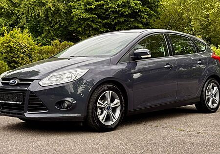 Ford Focus 1,0 EcoBoost /Tüv/Kupplung/Zahnriemen neu*
