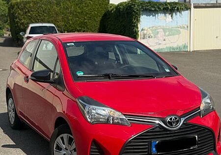 Toyota Yaris 1,0-l-Dual-VVT-i -