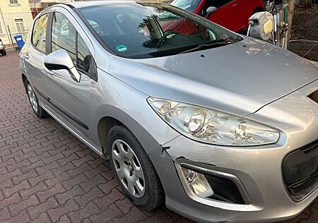 Peugeot 308 Access 98 VTi