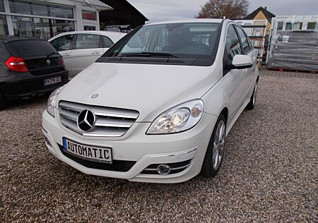 Mercedes-Benz B 180 autom. Alu mit neuen Allwetterreifen