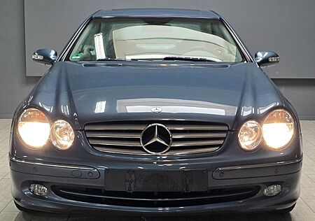 Mercedes-Benz CLK 240 ELEGANCE - V6 - PDC - Pano - SitzH
