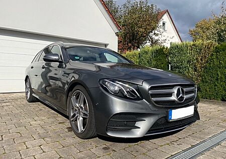 Mercedes-Benz E 220 E 220d T AMG Line Autom. AMG Line