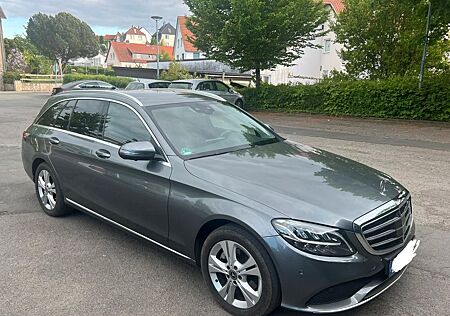 Mercedes-Benz C 220 d 4MATIC T 9 Gang Autom.