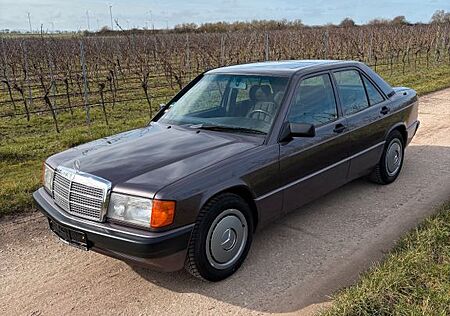 Mercedes-Benz 190