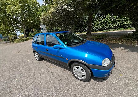 Opel Corsa 1.4 16V World Cup Cool World Cup