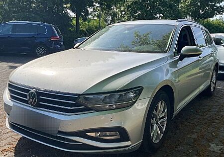 VW Passat Variant Volkswagen Passat Var.2.0TDI DSG Business/LED/11400netto