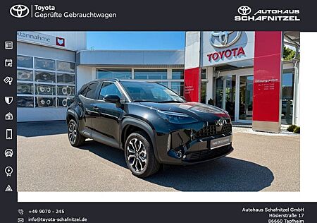 Toyota Yaris Cross Black&White 1.5l-Hyb. ++Winterräder