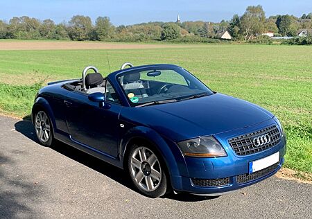 Audi TT Roadster Cabrio 1.8T Bose Alcantara Xenon