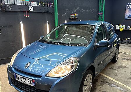 Renault Clio TomTom Edition dCi 90 Eco2 TomTom Edition