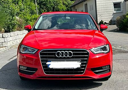 Audi A3 1.6 TDI Ambiente Sportback Ambiente