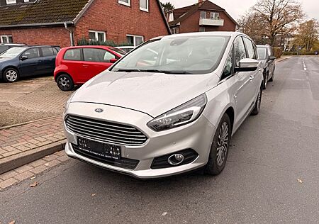 Ford S-Max Titanium *190PS+LED+1HAND*