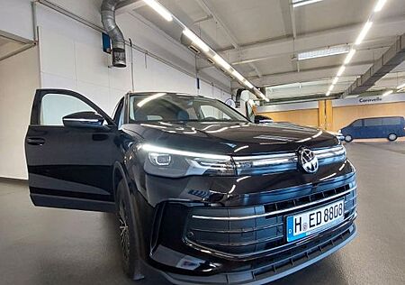 VW Tiguan Volkswagen 1,5l 150PS 7G-DSG EZ8-24 5J AHK LED