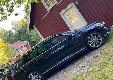 VW Passat Variant Volkswagen 2.0 TDI SCR DSG BMT 4MOT High...