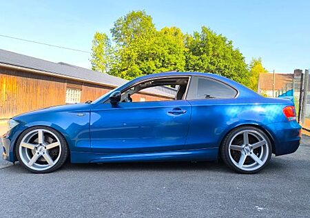 BMW 123d Coupé - Bi-Turbo Sportfahrwerk 19Zoll