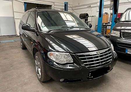 Chrysler Grand Voyager *Limited* 2.8 CRD Autom. Volleder