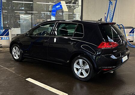 VW Golf Volkswagen 7 *2.HAND*MASSAGE*TEMPOMAT*8FACH*