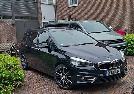 BMW 2er 220 Gran Tourer 220d xDrive Steptronic -