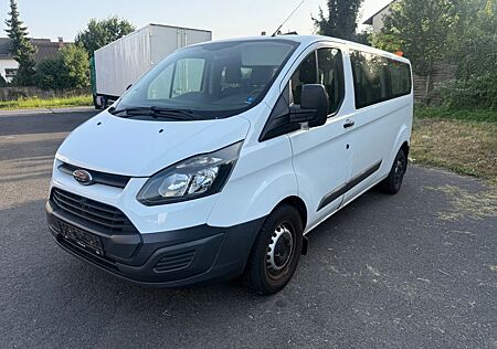 Ford Transit Custom 9-Sitzer, Klimaautomatik