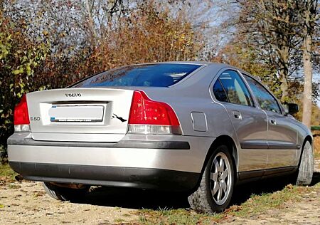 Volvo S60 Erstbesitzer! 2.4 Comfort 140PS Benziner