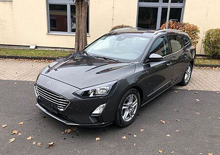 Ford Focus Turnier Cool & Connect 1.Hand Scheckheft