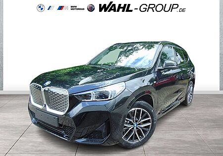 BMW iX1 xDrive30 M Sportpaket Head-Up HK HiFi DAB