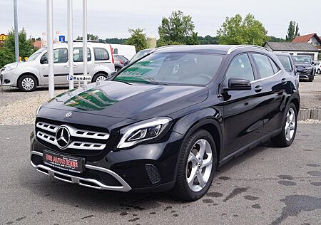 Mercedes-Benz GLA 180 Urban *LED, Navi, PDC, SHZ, DAB*