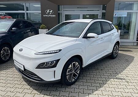 Hyundai Kona EV ADVANTAGE 11 KW Onboard LED NAVI SOFORT!