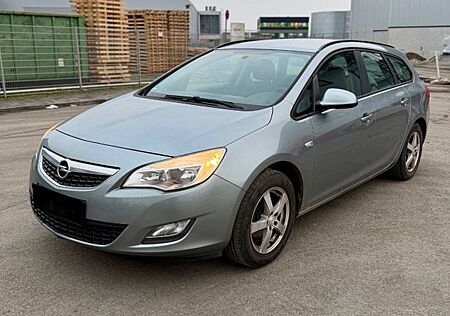 Opel Astra J Sports Tourer Selection