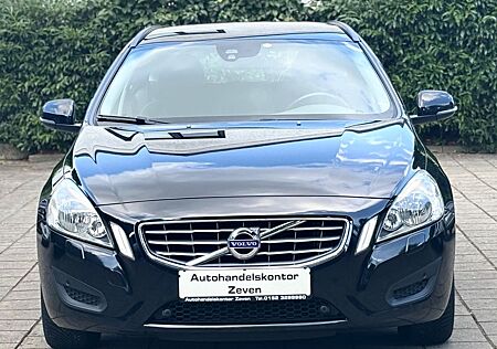 Volvo V60 Kombi Edition/1.6 Benzin/SHZ/Navi/AHK