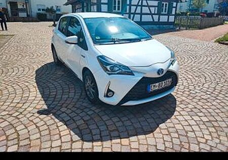Toyota Yaris 1,5-l-VVT-i Hybrid CVT -