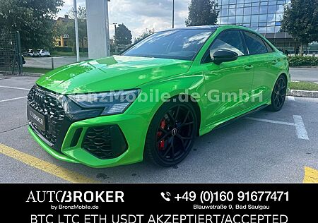 Audi RS3 ACC/KER/DYNAMIK/PAN/MATRIX/HU/B&O/AKRAPOVIC