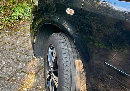 VW T5 Multivan Volkswagen Highline Automatik 180 PS