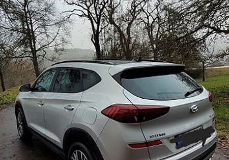 Hyundai Tucson 1.6 T-GDI Select 2WD DCT Select