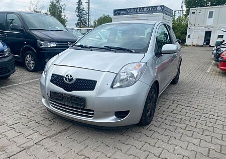 Toyota Yaris Cool 1,3-l-VVT-i, Klima, Technisch OK
